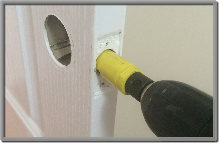 how to install new door handle